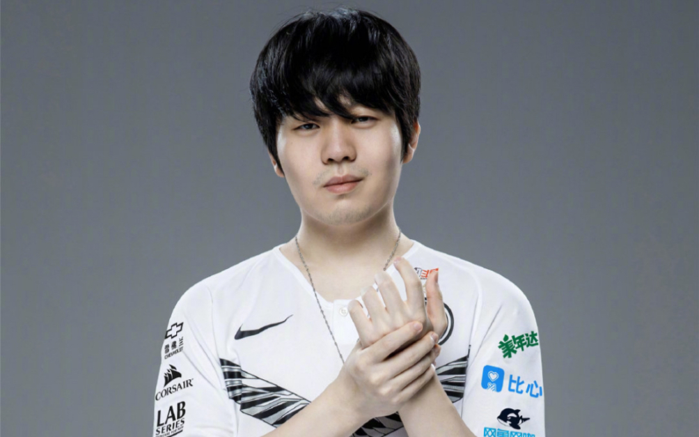 Rookie关键助攻引热议(rookie对战theshy) Rookie关键助攻引热议(rookie对战theshy)